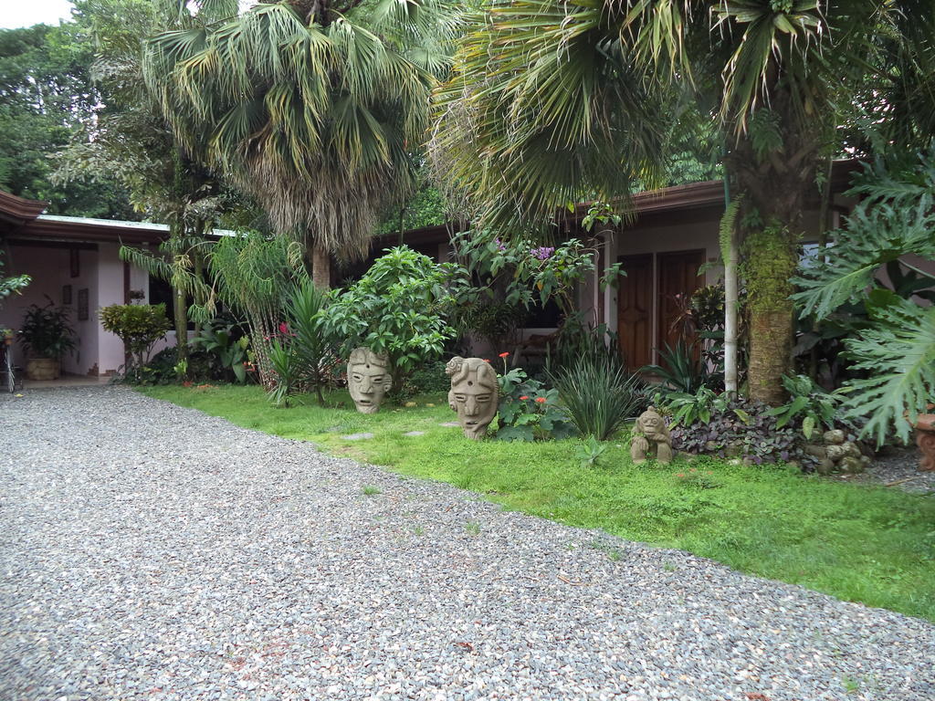 Hotel Vagabondo La Fortuna Exteriör bild