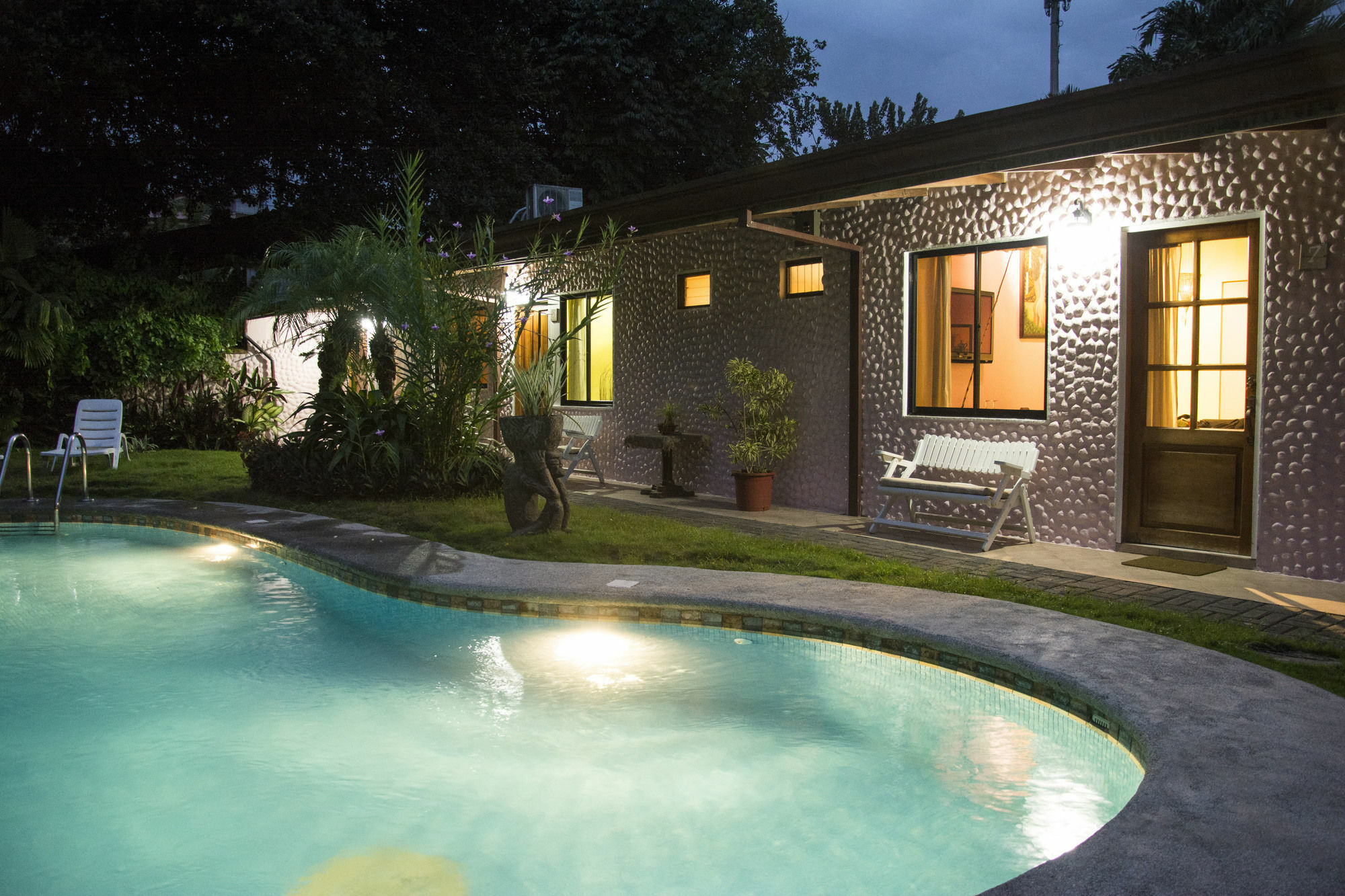 Hotel Vagabondo La Fortuna Exteriör bild